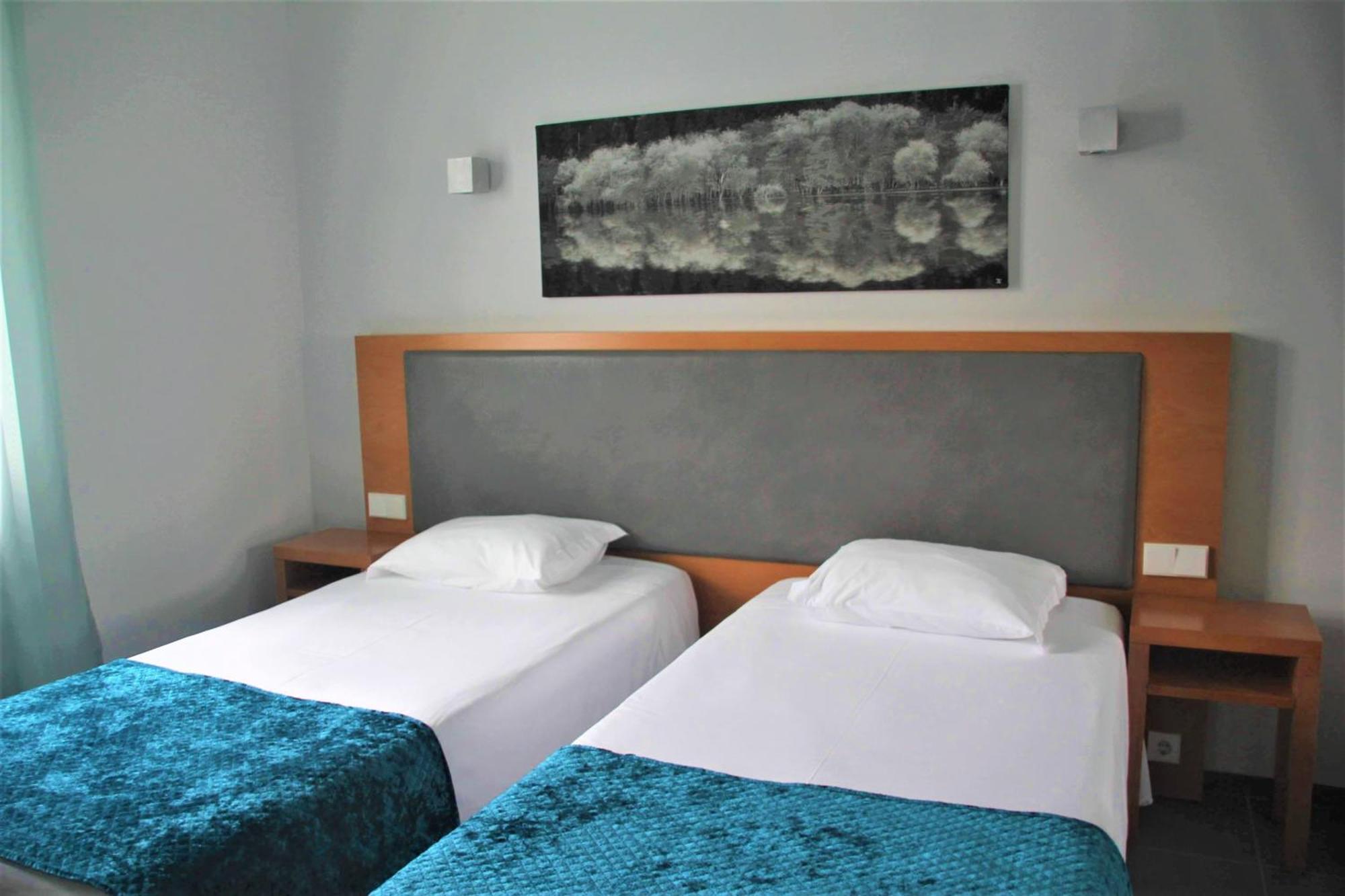 วาฬเบย์ โฮเต็ล อปาร์ตาเมนโตส-ใหม่ Aparthotel คาเปลาส ภายนอก รูปภาพ